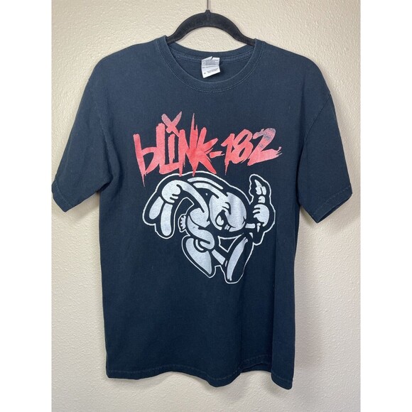 Blink 182 Neighborhood Tour 2011 Concert Tee Black Size Med Band Pink Rock - Picture 1 of 12